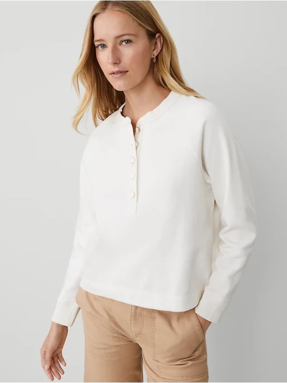 🆕 NEW Ann Taylor Weekend Size M Cream Henley Pullover Cotton Blend Soft Cozy